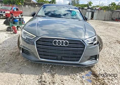 2019 Audi A3 Premium z USA, uszkodzony, nr VIN WAUAUGFF4K1011106